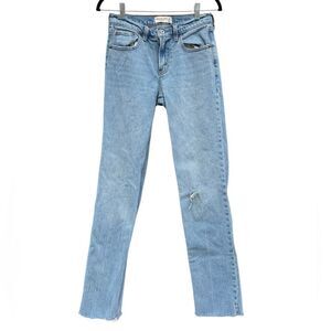 Abercrombie & Fitch Women's The 90's Straight Mid Rise Extra Long Jeans Size 26